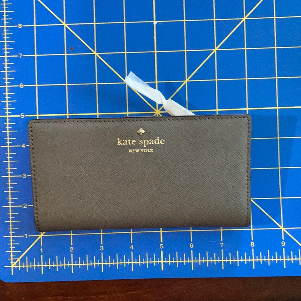 Kate Spade Cedar Street Stacy Wallet